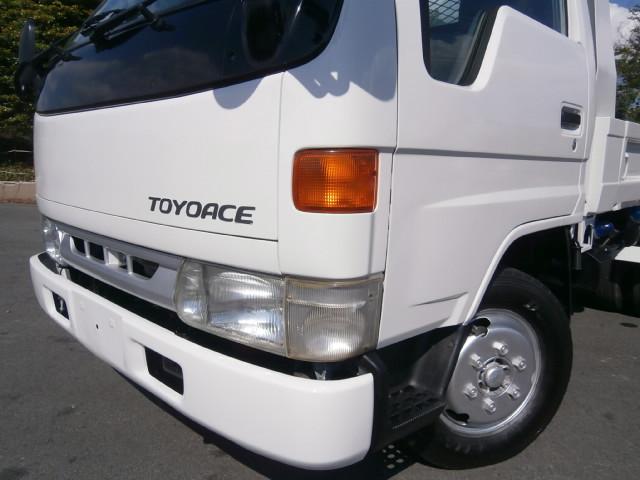 Тойоайс грузовик. Toyota Dyna ly60. Toyota Dyna 200 1988. Dyna / TOYOACE В кузове ly162. Тойота Тойоайс ly212.