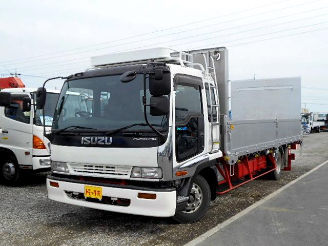 Isuzu forward